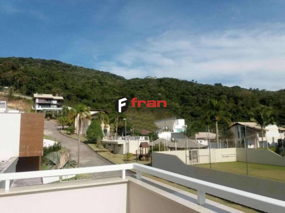 Imagem Casa com 4 Quartos à Venda, 530 m² em Córrego Grande - Florianópolis Imagem Casa com 4 Quartos à Venda, 530 m² em Córrego Grande - Florianópolis