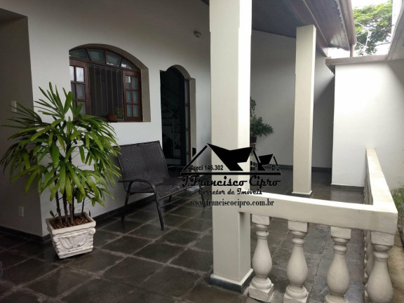 Imagem Sobrado com 4 Quartos à Venda, 257 m² em Pedregulho - Guaratinguetá