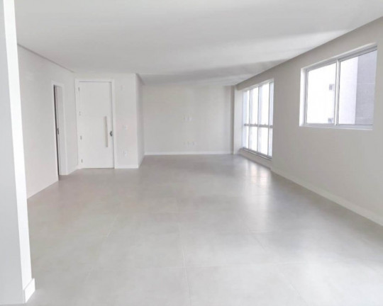 Imagem Imóvel com 4 Quartos à Venda, 198 m² em Centro - Itapema