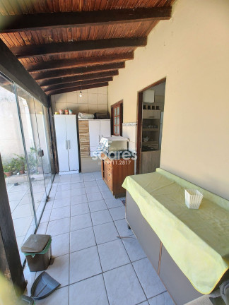 Imagem Casa com 3 Quartos à Venda, 190 m² em Laranjal - Pelotas