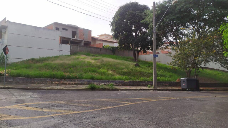 Imagem Terreno à Venda, 813 m² em Jardim Pagliato - Sorocaba Imagem Terreno à Venda, 813 m² em Jardim Pagliato - Sorocaba