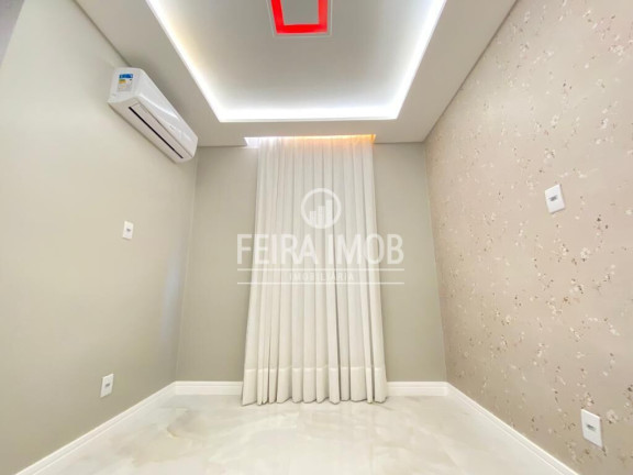 Casa com 5 Quartos à Venda, 200 m² em Sim - Feira De Santana