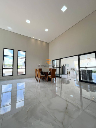 Imagem Casa de Condomínio com 3 Quartos à Venda, 247 m² em Granroyalle - Lagoa Santa Imagem Casa de Condomínio com 3 Quartos à Venda, 247 m² em Granroyalle - Lagoa Santa