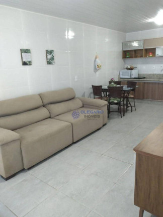 Imagem Casa com 5 Quartos à Venda, 280 m² em Praia De Armação Do Itapocorói - Penha