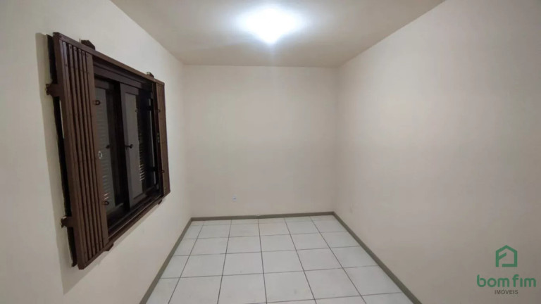 Imagem Casa com 3 Quartos para Alugar, 152 m² em Menino Deus - Porto Alegre Imagem Casa com 3 Quartos para Alugar, 152 m² em Menino Deus - Porto Alegre