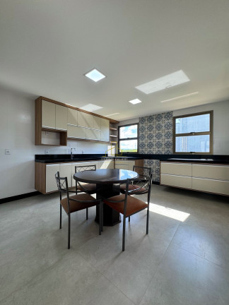 Imagem Casa com 3 Quartos à Venda, 280 m² em Alphaville Jacuhy - Serra Imagem Casa com 3 Quartos à Venda, 280 m² em Alphaville Jacuhy - Serra