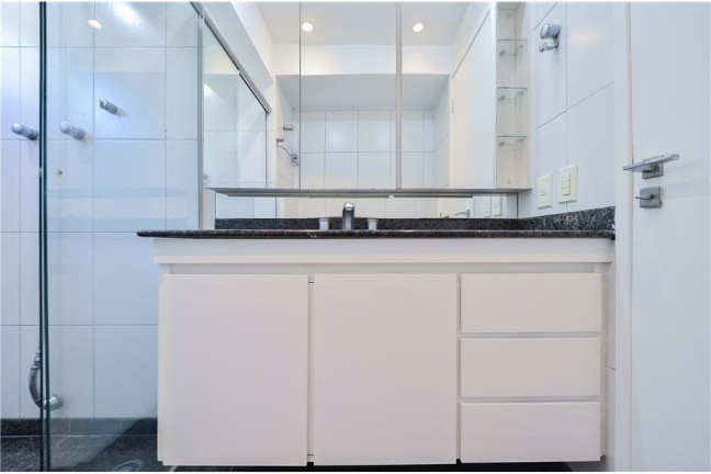 Imagem Imóvel com 3 Quartos à Venda,  em Vila Andrade - São Paulo