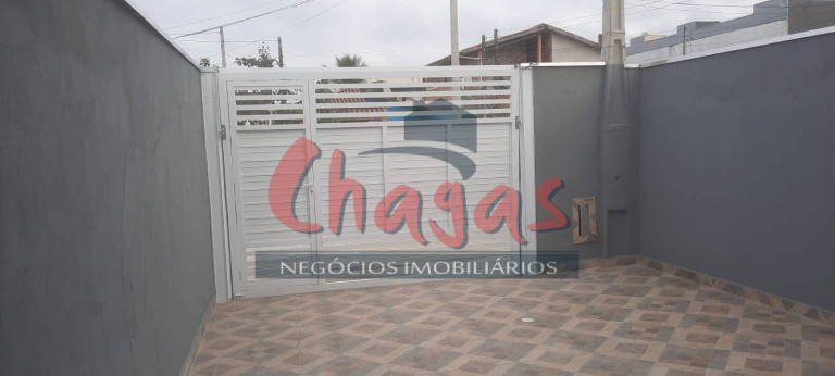 Imagem Casa com 2 Quartos à Venda, 60 m² em Golfinho - Caraguatatuba
