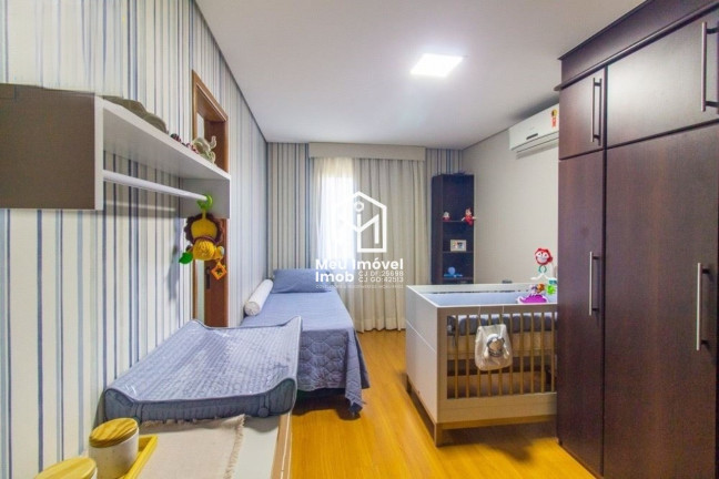Imagem Imóvel com 4 Quartos à Venda, 210 m² em Asa Norte - Brasília Imagem Imóvel com 4 Quartos à Venda, 210 m² em Asa Norte - Brasília