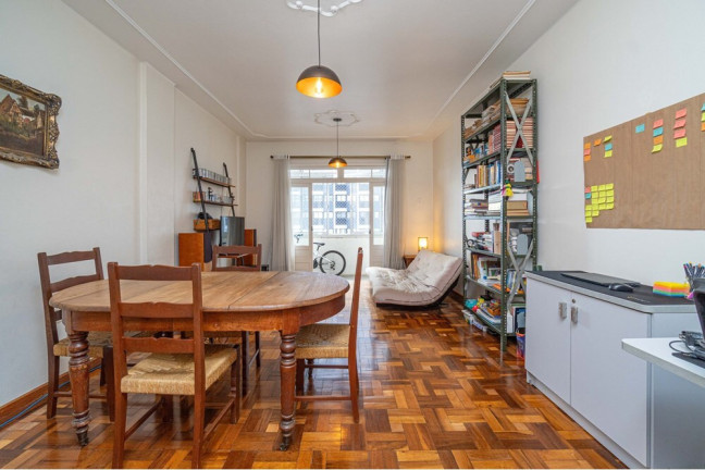 Imagem Apartamento com 3 Quartos à Venda, 110 m² em Rio Branco - Porto Alegre