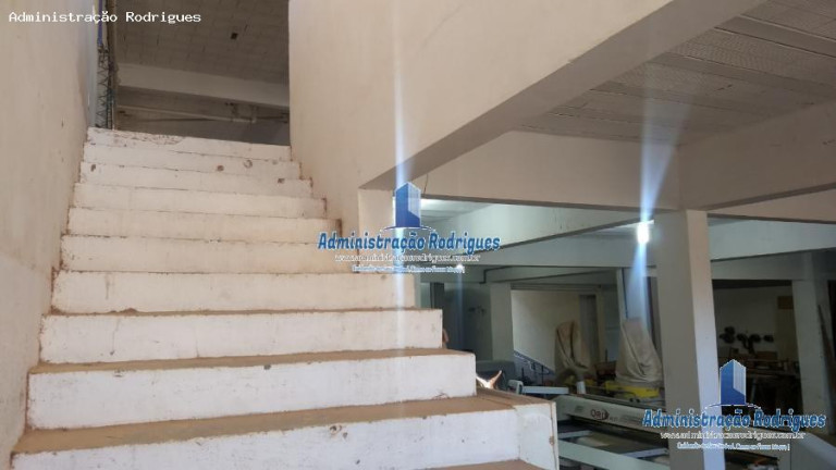 Imagem Galpão para Alugar, 120 m² em Vista Alegre - São Gonçalo Imagem Galpão para Alugar, 120 m² em Vista Alegre - São Gonçalo
