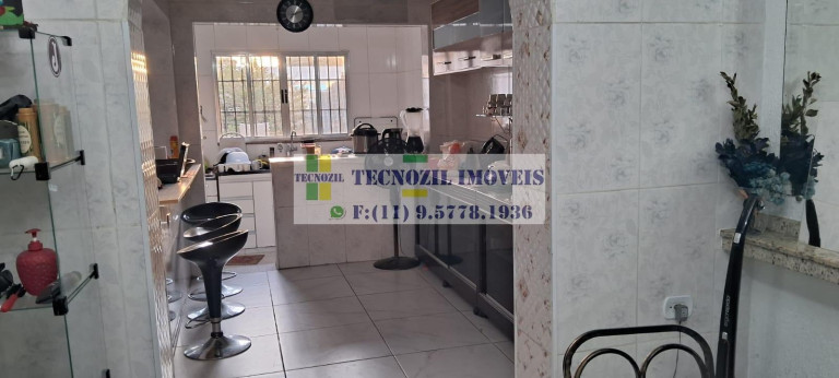 Foto do imóvel Sobrado com 3 Quartos à Venda, 215 m² em Cambuci - São Paulo
