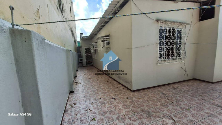 Imagem Casa com 3 Quartos à Venda, 280 m² em Centro - Manaus Imagem Casa com 3 Quartos à Venda, 280 m² em Centro - Manaus