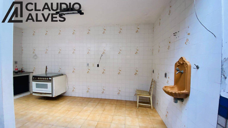Imagem Casa com 5 Quartos à Venda, 292 m² em Centro - Feira De Santana Imagem Casa com 5 Quartos à Venda, 292 m² em Centro - Feira De Santana