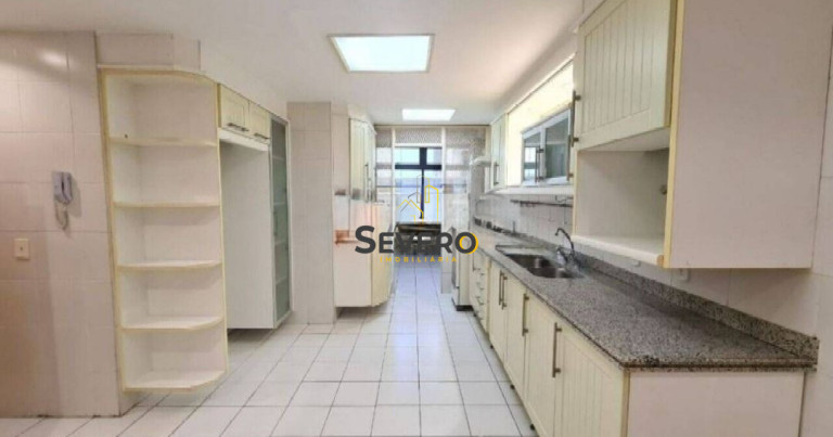 Imagem Apartamento com 4 Quartos à Venda, 140 m² em Icaraí - Niterói