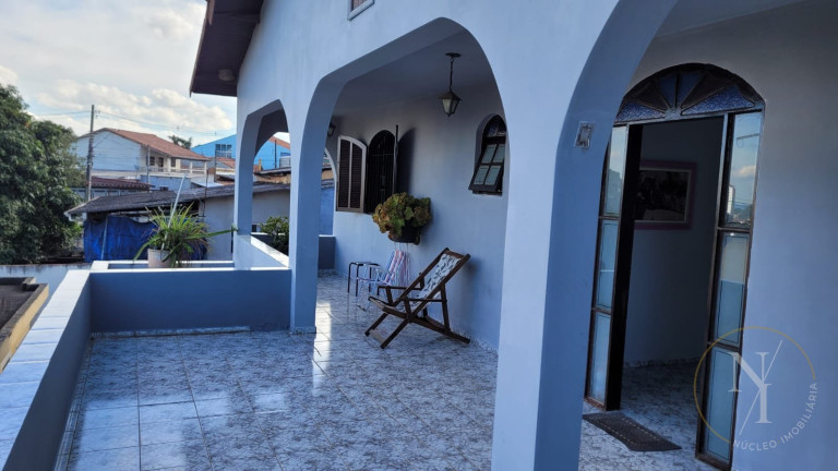 Imagem Casa com 4 Quartos à Venda, 60 m² em Vila Pilar - Arujá Imagem Casa com 4 Quartos à Venda, 60 m² em Vila Pilar - Arujá
