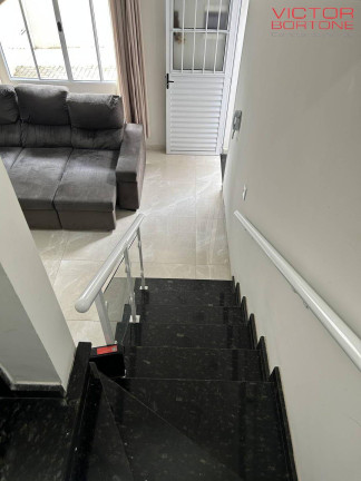 Imagem Casa de Condomínio com 2 Quartos à Venda, 76 m² em Jardim Layr - Mogi Das Cruzes