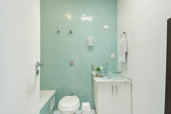 Imagem Casa com 3 Quartos à Venda, 140 m² em Vila Dom Pedro I - São Paulo Imagem Casa com 3 Quartos à Venda, 140 m² em Vila Dom Pedro I - São Paulo