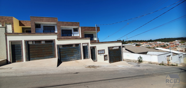 Imagem Casa com 3 Quartos à Venda,  em São Pedro - Esmeraldas