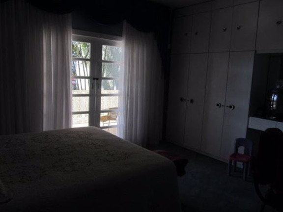 Imagem Casa com 3 Quartos à Venda, 415 m² em Alvinópolis - Atibaia
