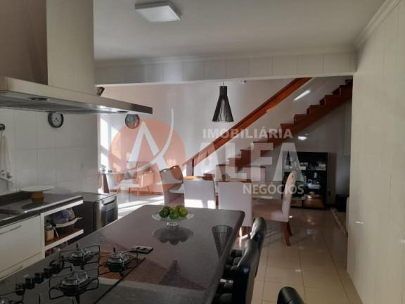 Imagem Casa com 3 Quartos à Venda, 583 m² em Chácara Do Refúgio - Carapicuíba