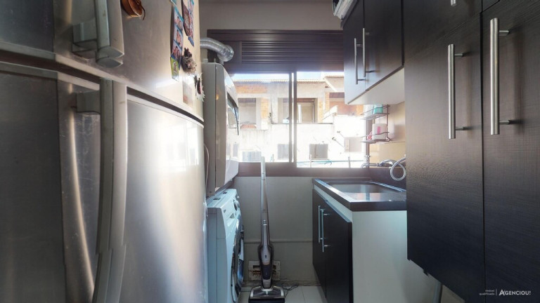 Imagem Apartamento com 2 Quartos à Venda, 67 m² em Teresópolis - Porto Alegre