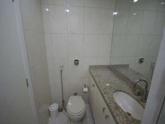 Imagem Apartamento com 3 Quartos para Temporada, 200 m² em Copacabana - Rio De Janeiro