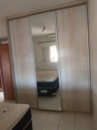 Imagem Casa com 2 Quartos à Venda, 158 m² em Jardim Adalgisa - Araraquara Imagem Casa com 2 Quartos à Venda, 158 m² em Jardim Adalgisa - Araraquara