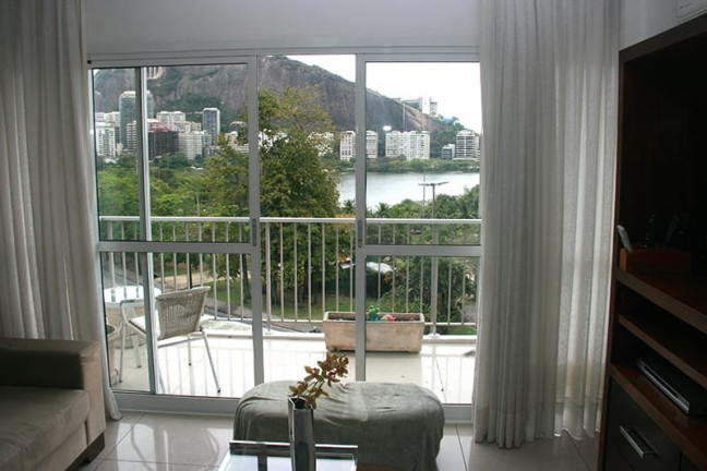 Imagem Apartamento com 2 Quartos à Venda, 92 m² em Lagoa - Rio De Janeiro