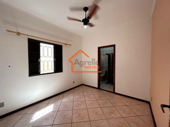 Imagem Casa com 3 Quartos à Venda, 211 m² em Jardim Nazareth - Mogi Mirim Imagem Casa com 3 Quartos à Venda, 211 m² em Jardim Nazareth - Mogi Mirim