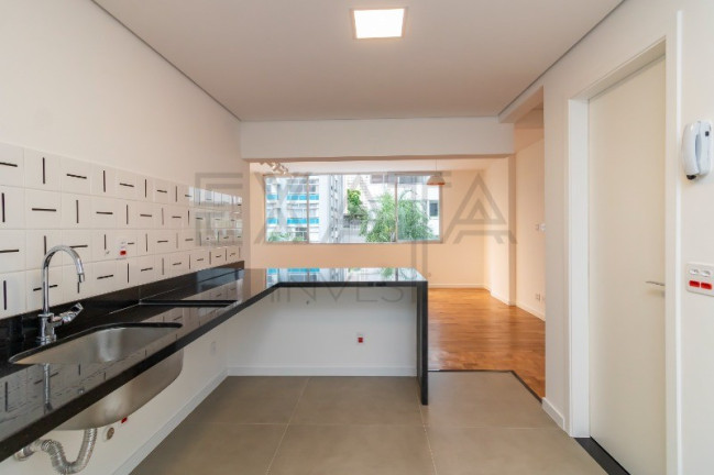 Imagem Imóvel com 3 Quartos à Venda, 129 m² em Higienópolis - São Paulo Imagem Imóvel com 3 Quartos à Venda, 129 m² em Higienópolis - São Paulo