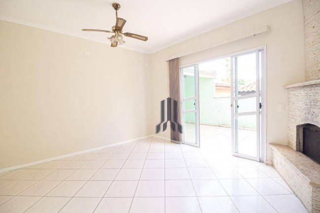 Imagem Casa com 3 Quartos à Venda, 280 m² em Santa Felicidade - Curitiba Imagem Casa com 3 Quartos à Venda, 280 m² em Santa Felicidade - Curitiba