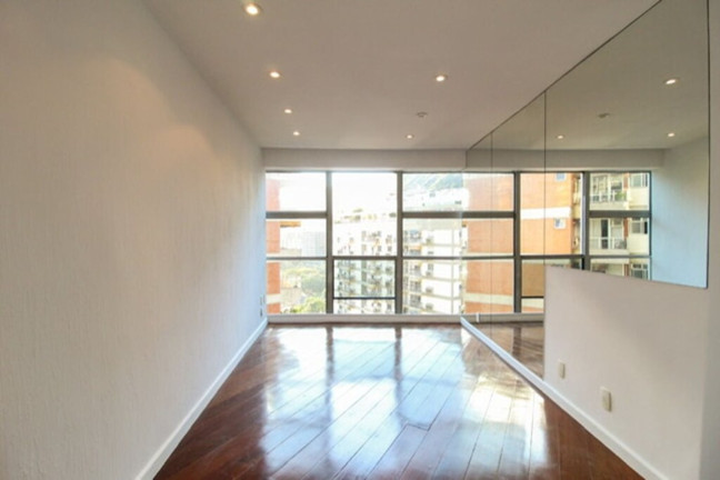 Imagem Imóvel com 2 Quartos à Venda, 92 m² em Lagoa - Rio De Janeiro Imagem Imóvel com 2 Quartos à Venda, 92 m² em Lagoa - Rio De Janeiro