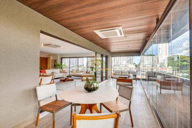 Imagem Apartamento com 3 Quartos à Venda, 245 m² em Setor Bueno - Goiânia Imagem Apartamento com 3 Quartos à Venda, 245 m² em Setor Bueno - Goiânia