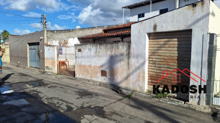 Imagem Casa com 2 Quartos à Venda, 200 m² em Mangabeira - Feira De Santana