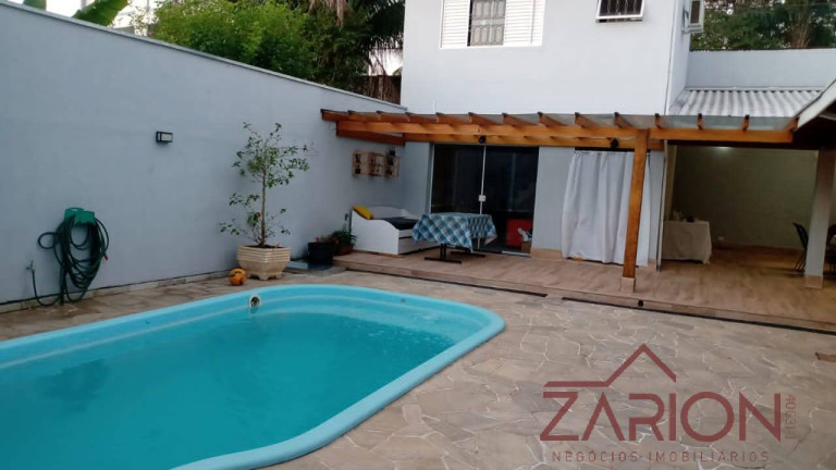 Imagem Casa com 4 Quartos à Venda, 463 m² em Jardim Marajoara - Taubaté Imagem Casa com 4 Quartos à Venda, 463 m² em Jardim Marajoara - Taubaté