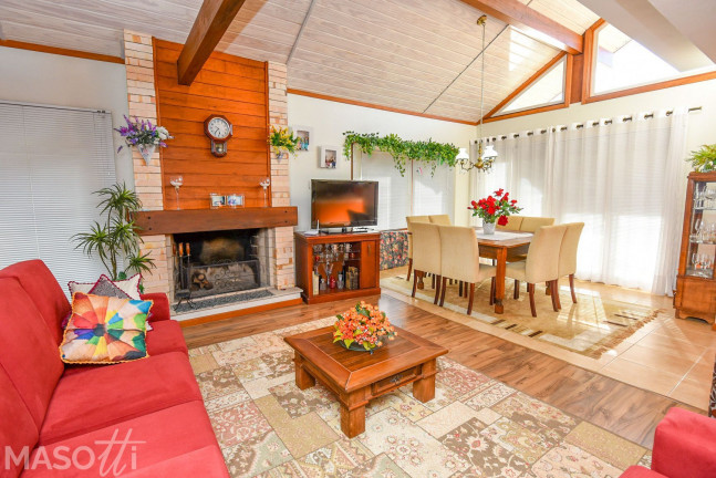 Imagem Casa com 3 Quartos à Venda, 162 m² em Mato Queimado - Gramado