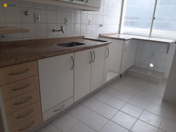 Imagem Apartamento com 2 Quartos à Venda, 79 m² em Centro - Florianópolis Imagem Apartamento com 2 Quartos à Venda, 79 m² em Centro - Florianópolis
