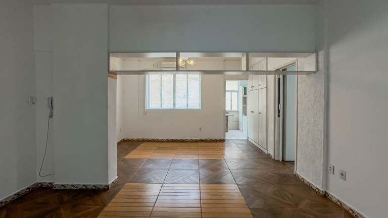 Imagem Apartamento com 3 Quartos à Venda, 101 m² em Cidade Baixa - Porto Alegre Imagem Apartamento com 3 Quartos à Venda, 101 m² em Cidade Baixa - Porto Alegre
