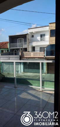 Imagem Casa com 3 Quartos à Venda, 220 m² em Parque Gerassi - Santo André Imagem Casa com 3 Quartos à Venda, 220 m² em Parque Gerassi - Santo André