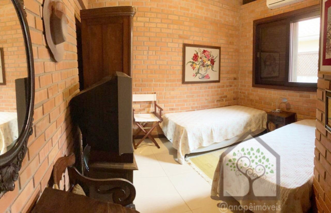 Imagem Casa com 2 Quartos à Venda, 304 m² em Sambaqui - Florianópolis Imagem Casa com 2 Quartos à Venda, 304 m² em Sambaqui - Florianópolis