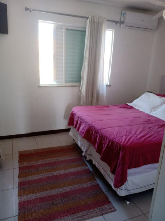 Imagem Casa com 4 Quartos à Venda, 117 m² em Centro - Lauro De Freitas