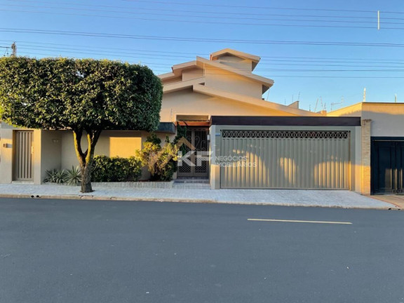 Casa com 3 Quartos à Venda, 405 m² em Jardim Casagrande - Bebedouro