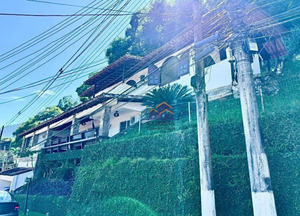 Imagem Casa com 5 Quartos à Venda, 200 m² em Centro - Angra Dos Reis