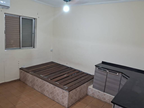 Imagem Kitnet à Venda, 18 m² em Ocian - Praia Grande Imagem Kitnet à Venda, 18 m² em Ocian - Praia Grande