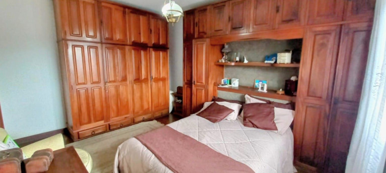Imagem Imóvel com 3 Quartos à Venda, 187 m² em Várzea - Teresópolis Imagem Imóvel com 3 Quartos à Venda, 187 m² em Várzea - Teresópolis