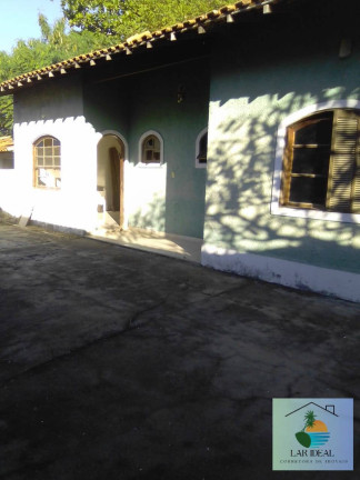 Imagem Casa com 2 Quartos à Venda, 520 m² em Vila Capri - Araruama