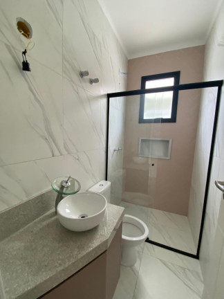 Imagem Casa com 3 Quartos à Venda, 123 m² em Boqueirão - Santos Imagem Casa com 3 Quartos à Venda, 123 m² em Boqueirão - Santos