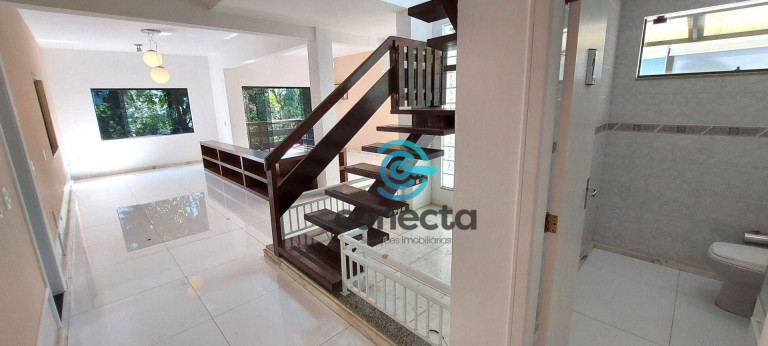 Imagem Casa com 4 Quartos à Venda, 461 m² em Camboinhas - Niterói Imagem Casa com 4 Quartos à Venda, 461 m² em Camboinhas - Niterói