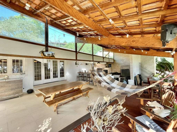 Imagem Casa com 3 Quartos à Venda, 600 m² em Pousada Dos Bandeirantes - Carapicuíba Imagem Casa com 3 Quartos à Venda, 600 m² em Pousada Dos Bandeirantes - Carapicuíba
